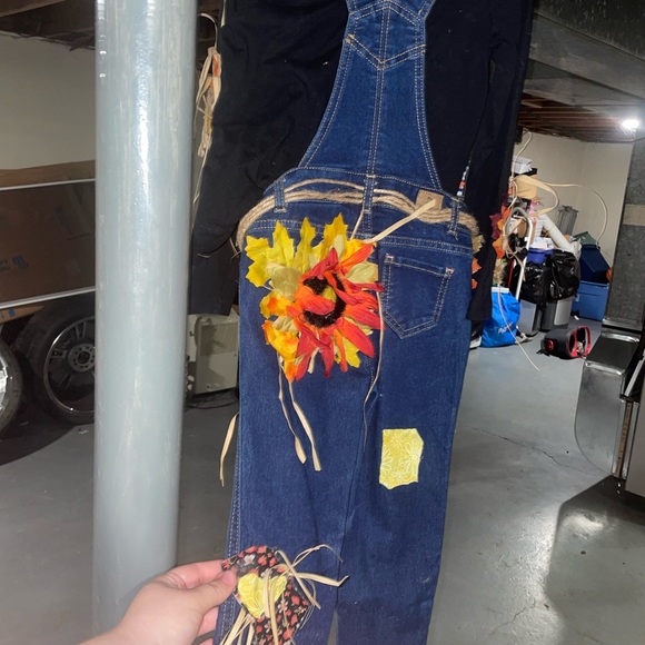 Hand made scare crow outfit 4t overalls and 6 long sleeve but runs smaller - Picture 2 of 2